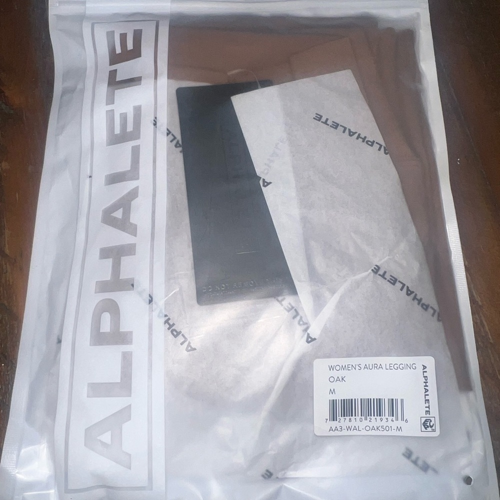 Alphalete Women's Aura Legging in Oak